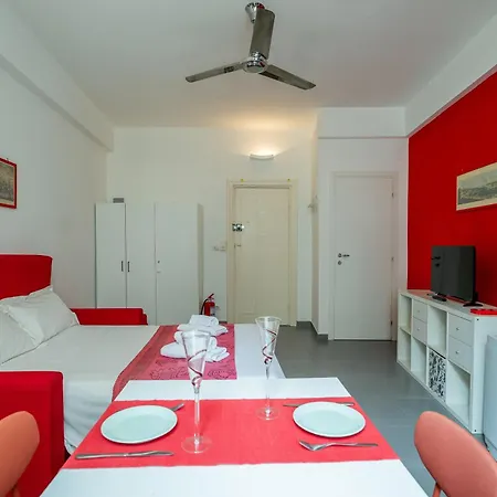 Mono Sl4 In Centro Di Fronte All'acquario 200mt Apartment Genoa