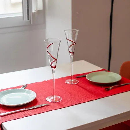 Mono Sl4 In Centro Di Fronte All'acquario 200mt Apartment