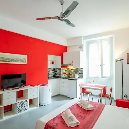 Mono Sl4 In Centro Di Fronte All'acquario 200mt Apartment Genoa