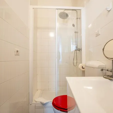 Mono Sl4 In Centro Di Fronte All'acquario 200mt Apartment